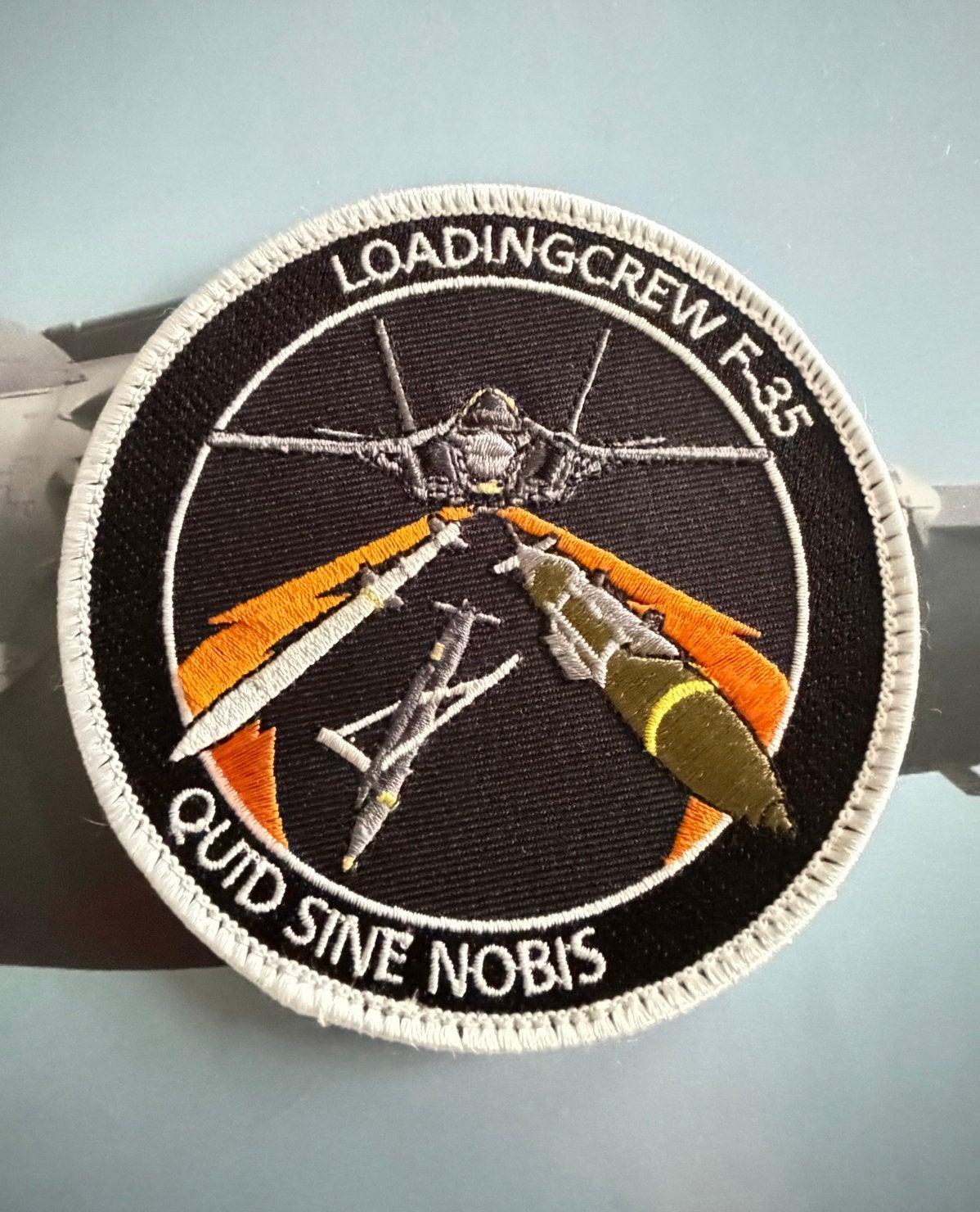 F-35 Loading Crew Patch - Quid Sine Nobis 322 sqn, Verzamelen, Ophalen of Verzenden, Luchtmacht, Nederland, Embleem of Badge