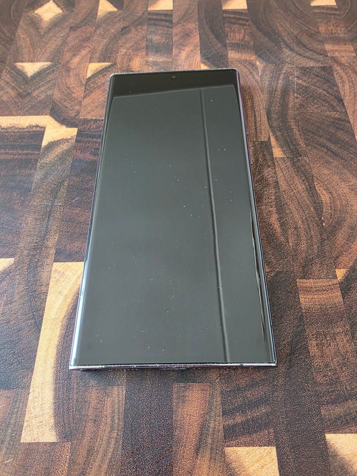 Foto 2 van Samsung Galaxy S22 Ultra 128GB Zwart