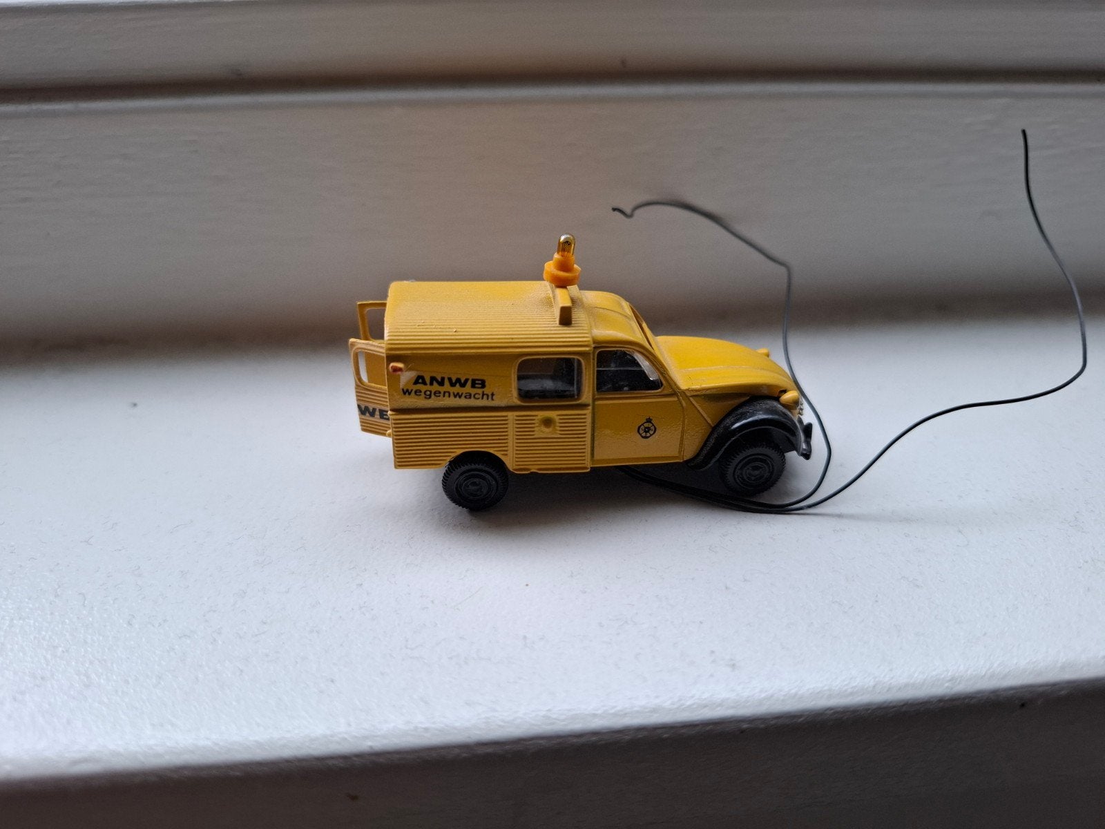 ANWB Wegenwacht Citroën 2CV miniatuur – 40 jaar Wegenwacht, Ophalen of Verzenden, Gebruikt, Auto, Overige merken