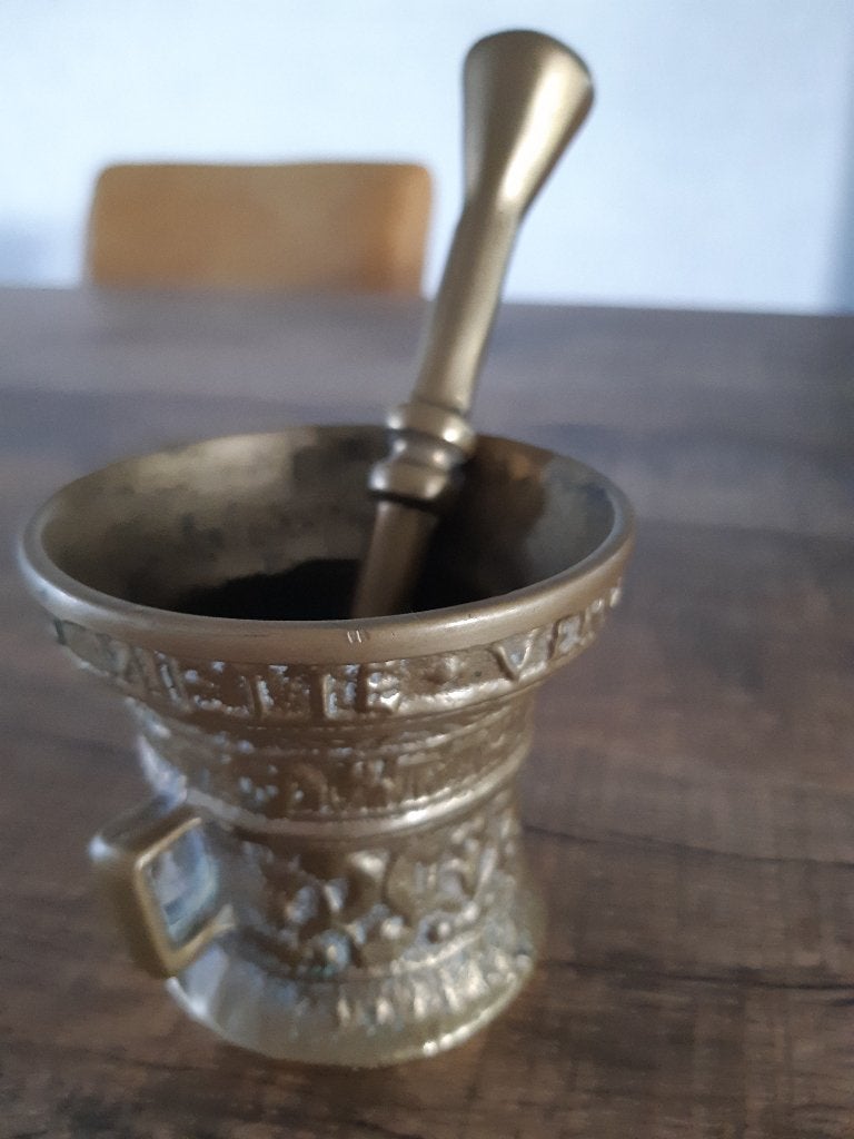 Messing vijzel met stamper., Ophalen of Verzenden