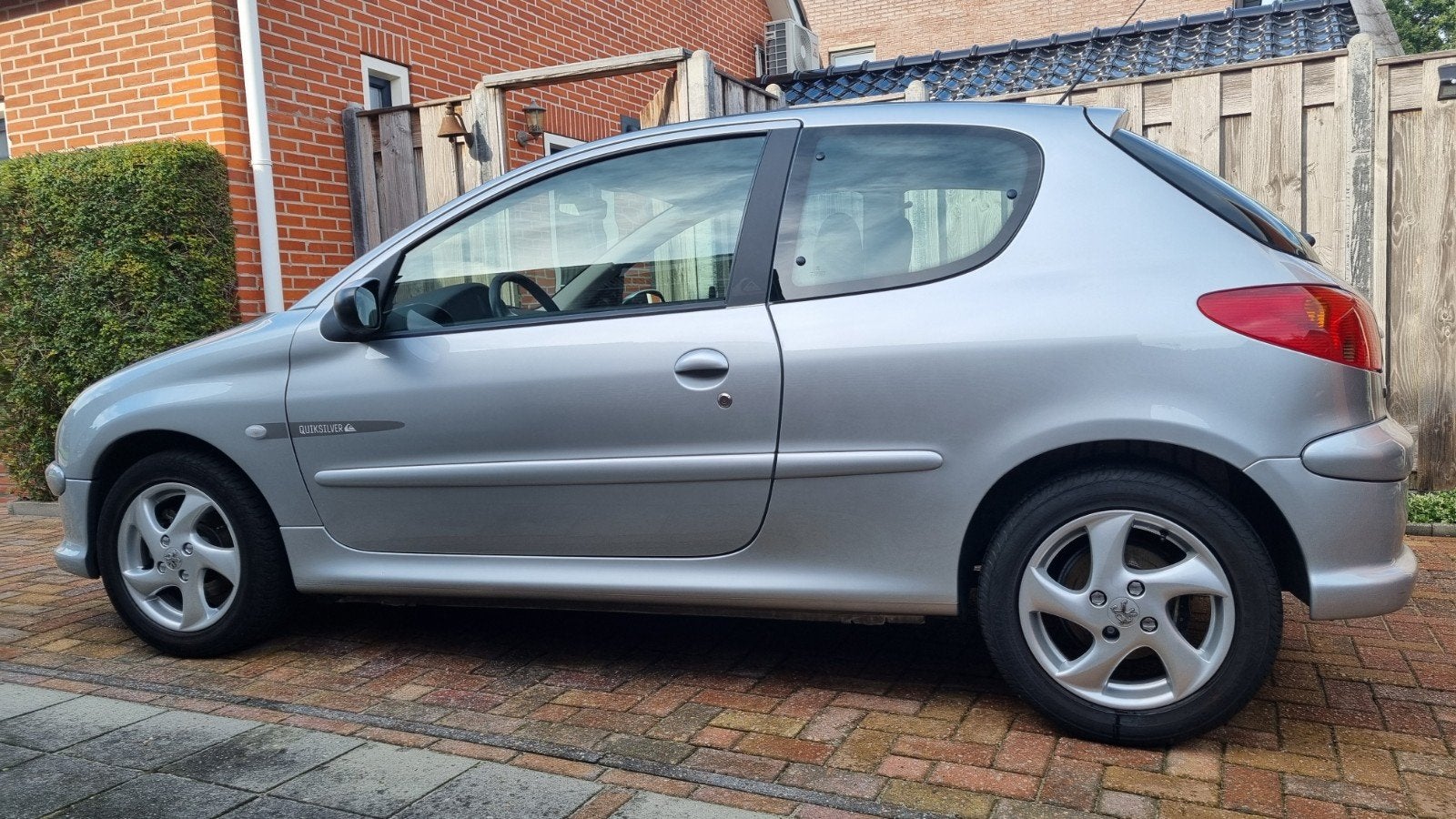 Peugeot 206 Quicksilver 1.4 16V XS 3D 2005, Auto's, Voorwielaandrijving, Dealer onderhouden, 1360 cc, Origineel Nederlands