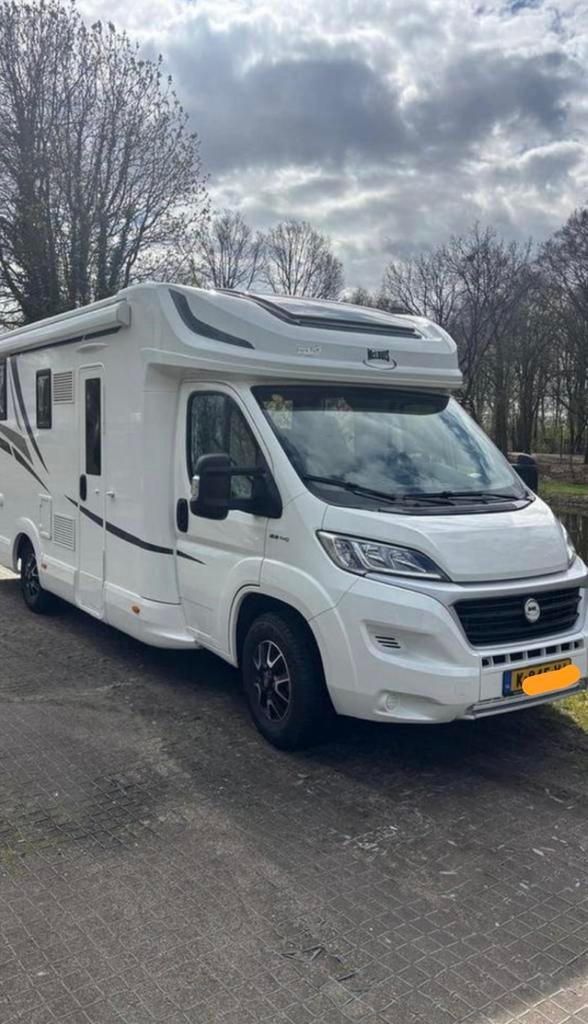 MC LOUIS SOVEREIGN 479 Queensbed en Hefbed lage km stand, Afzuigkap, Ringverwarming, Fiat, 7 tot 8 meter