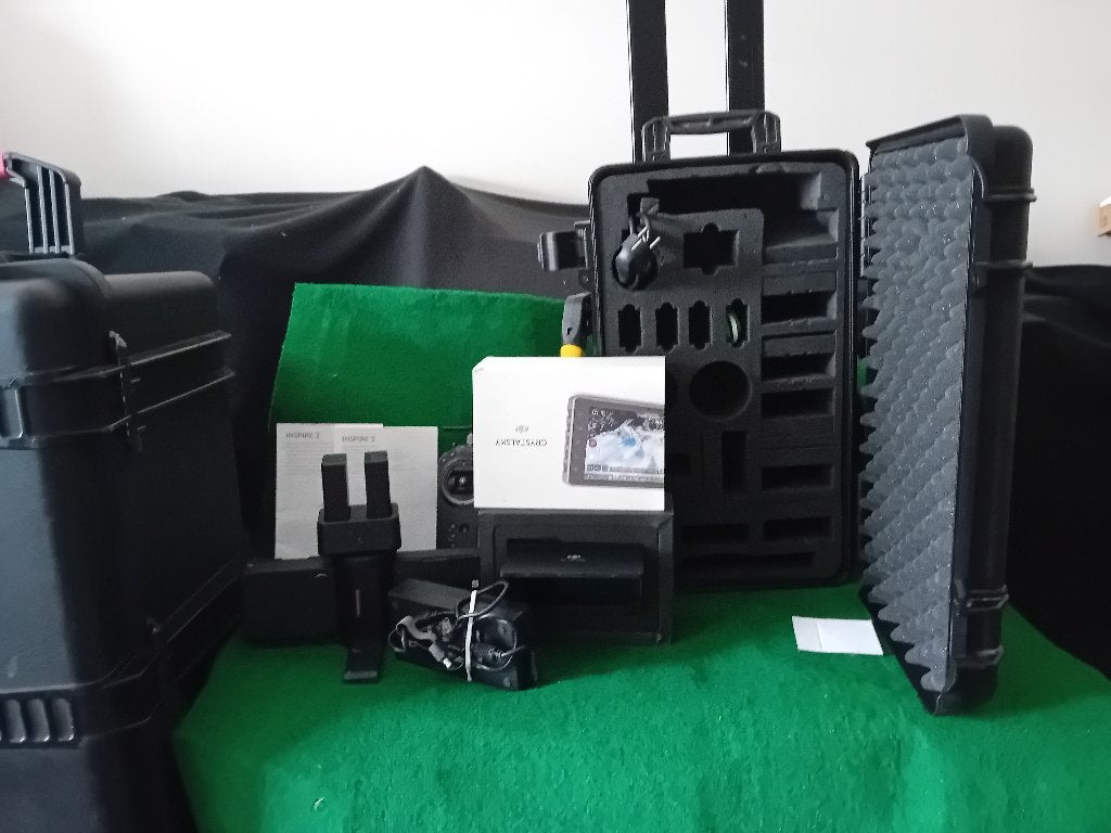 DJI OVERCOMPLETE  SET voor de INSPIRE 2 drone, Ophalen, Zo goed als nieuw, Elektro, Quadcopter of Multicopter
