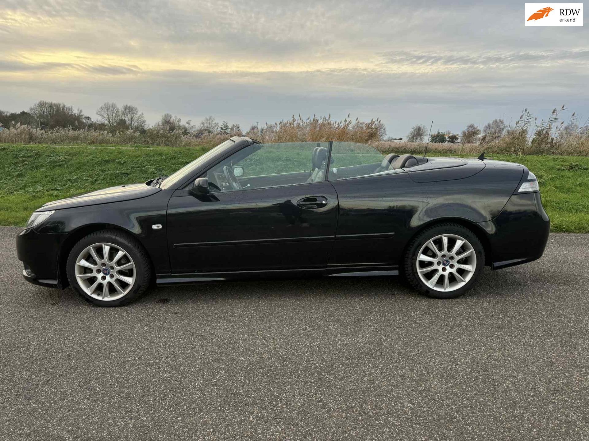 Saab 9-3 Cabrio 1.9 TiD Linear cabrio diesel uitvoering !, Auto's, Saab, Voorwielaandrijving, Gebruikt, 4 cilinders, 4 stoelen