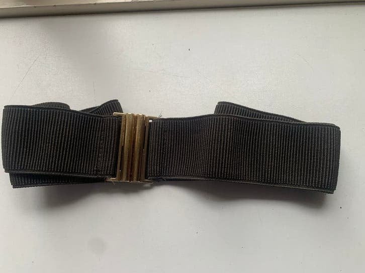 Elastische riem/ceintuur . Vintage.  7.50 euro, Ophalen of Verzenden, Zo goed als nieuw, Zwart