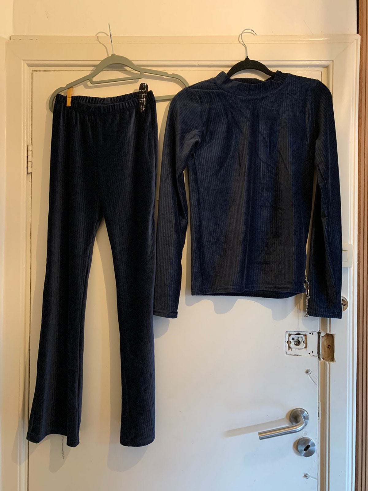 Donkerblauwe ribfluwelen set maat 158/164, Ophalen of Verzenden, Nieuw