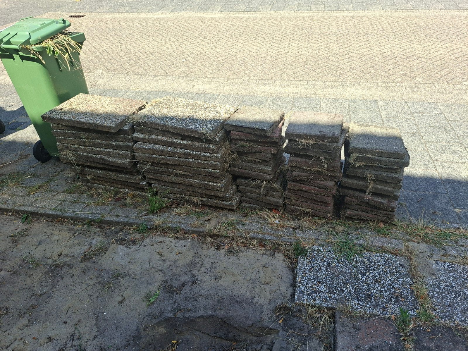 gratis terrastegels Eemnes 20m2, Tuin en Terras, Tegels en Klinkers, Ophalen of Verzenden, Gebruikt, Beton, Terrastegels