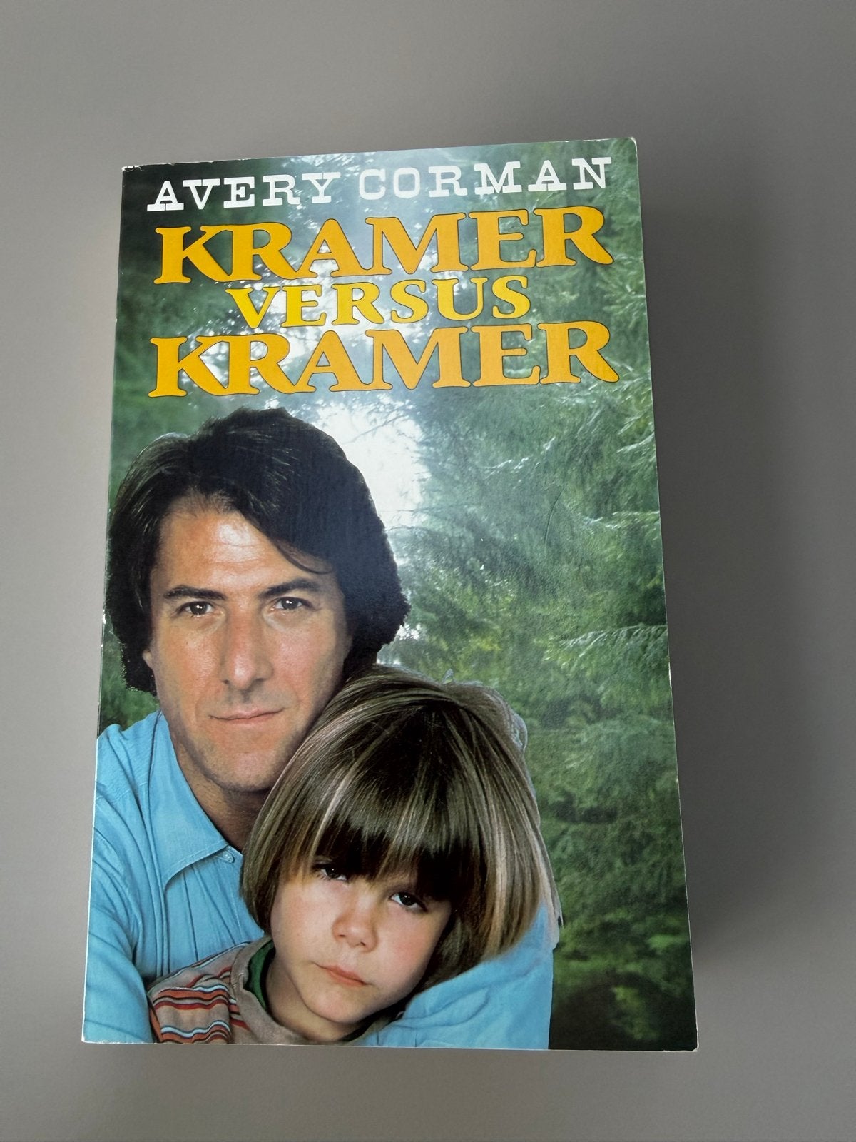 Kramer versus Kramer - Avery Corman (Boek), Boeken, Romans, Gelezen, Nederland, Ophalen of Verzenden