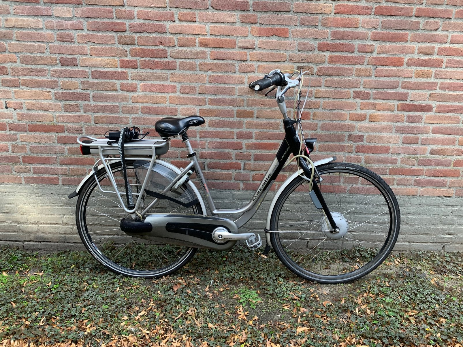 Gazelle pure elektrische damesfiets, Ophalen, Zo goed als nieuw, Minder dan 47 cm, Gazelle
