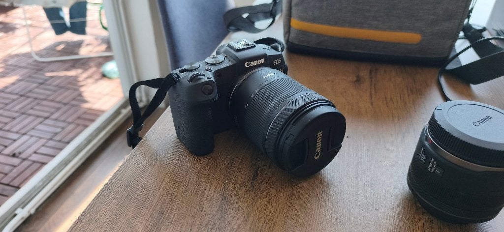 Canon EOS RP full-frame set - RP + 24-105mm + RF 35mm Macro, Audio, Tv en Foto, Fotocamera's Digitaal, Ophalen, Canon, GPS, Geheugenkaart