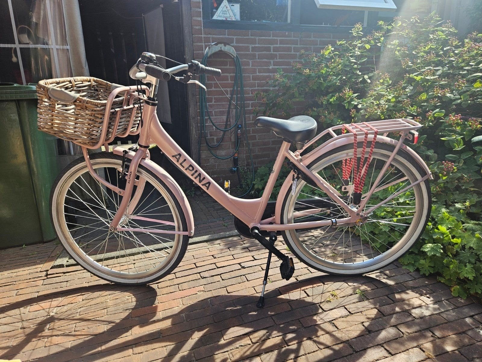 Alpina  clubb 26 INCH ZO GOED ALS NIEUW, Fietsen en Brommers, Fietsen | Meisjes, Terugtraprem, Versnellingen, Zo goed als nieuw