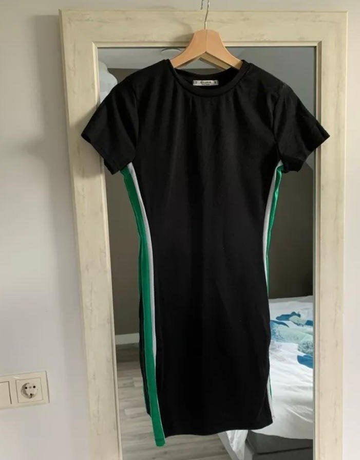 dames jurkje, Maat 38/40 (M), Zwart, Ophalen of Verzenden, Pull & Bear