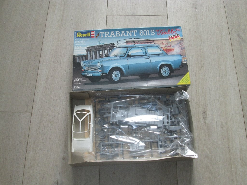 Revell modelbouw Trabant 601S, Overige merken, Auto, 1:32 tot 1:50, Nieuw