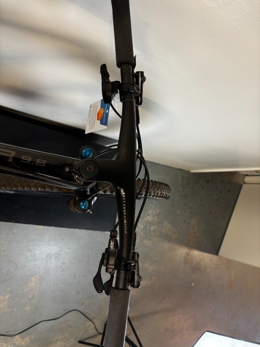 TREK Procaliber 9.8 Heren Dark Prismatic/Trek Black, Ophalen, Gebruikt, -, Heren