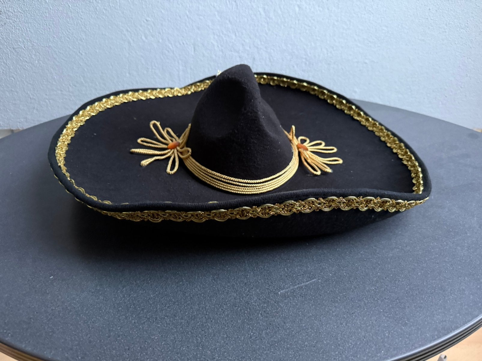 Sombrero carnaval, Ophalen of Verzenden, Zo goed als nieuw, Carnaval