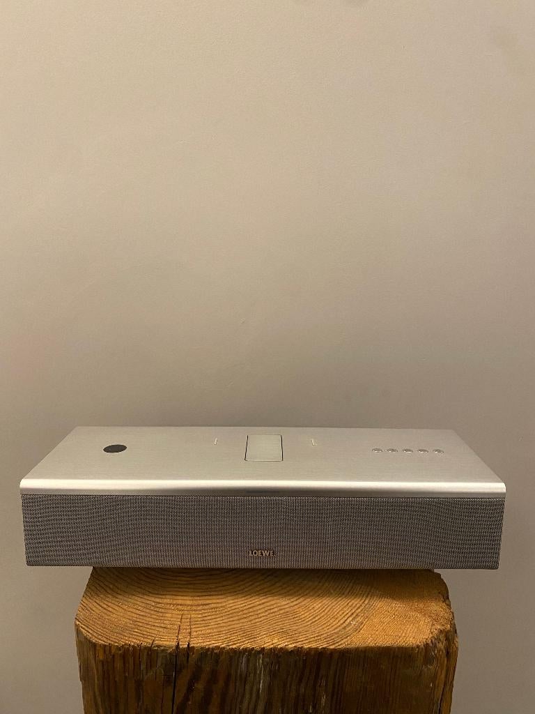 LOEWE - SoundPort Compact, Overige merken, Overige typen, Ophalen of Verzenden, Zo goed als nieuw