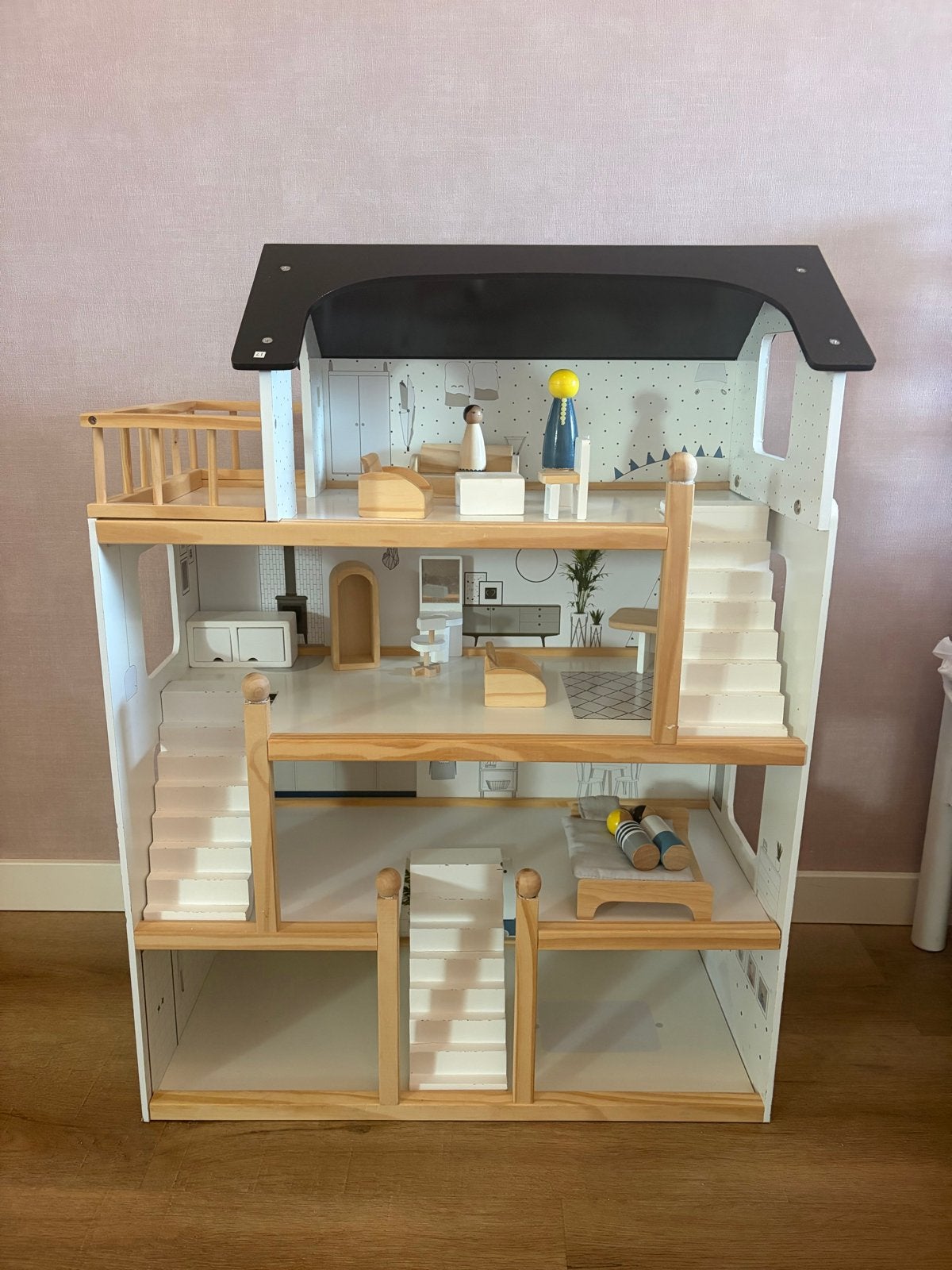 houten poppenhuis met meubels en poppetjes, Ophalen, Gebruikt, Poppenhuis