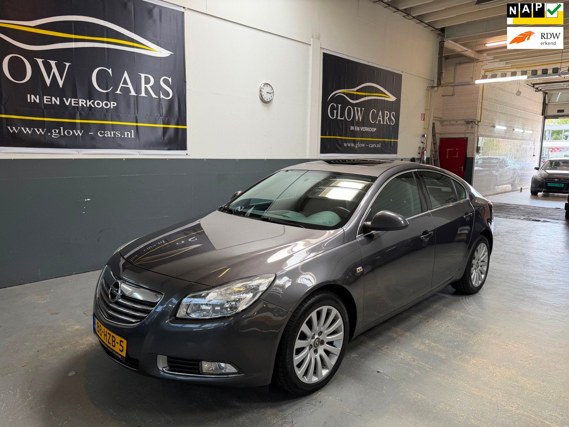 Opel Insignia 1.8 Edition |AIRCO|NAVI|CRUISE|PDC|SCHUIFDAK, Stof, Gebruikt, Zwart, 4 cilinders