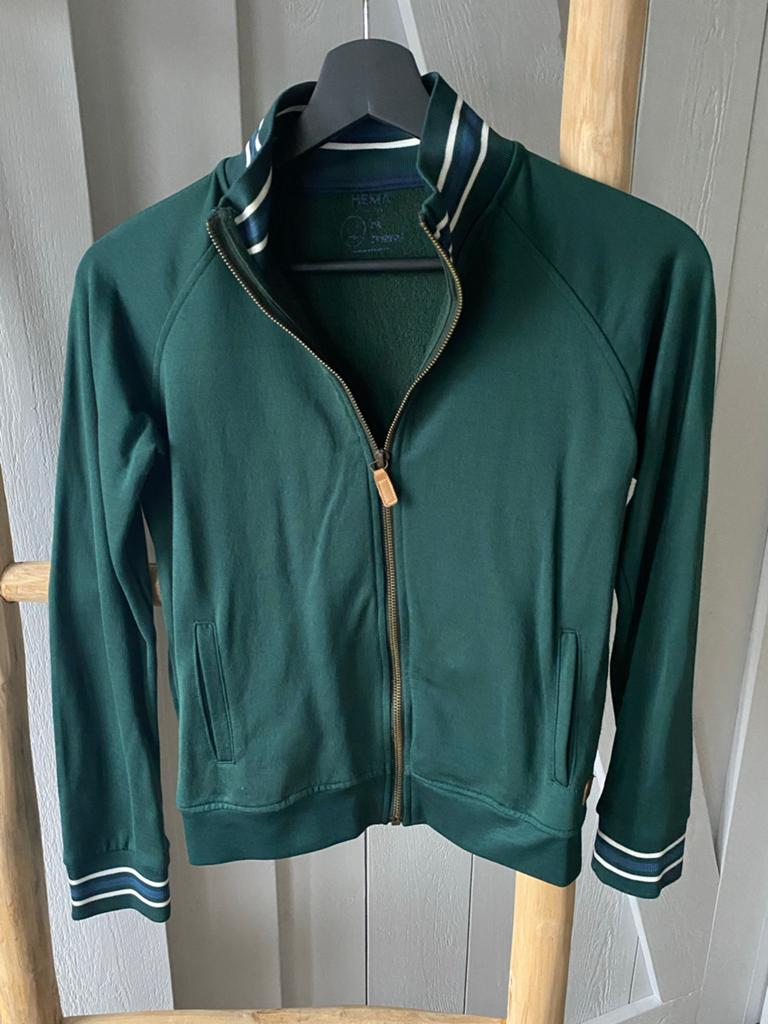 Groen vest HEMA maat 134, Ophalen of Verzenden, Zo goed als nieuw, Jongen of Meisje, Trui of Vest
