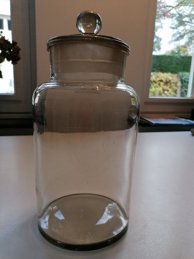 Antiek glazen stopfles, Ophalen