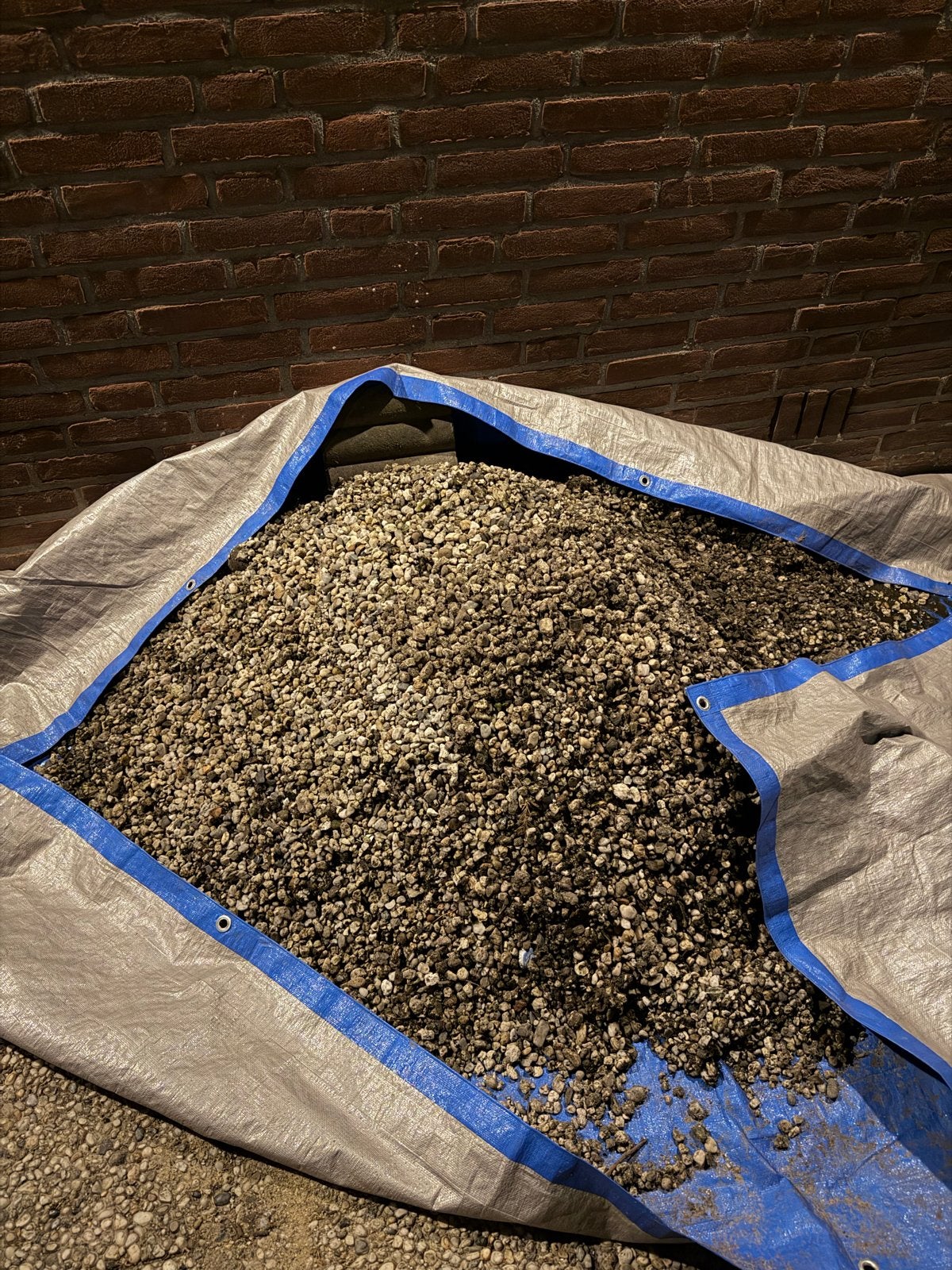 Gratis stenen siergrind/split voor tuin of oprit, Tuin en Terras, Ophalen, Gebruikt, Multi, Grind