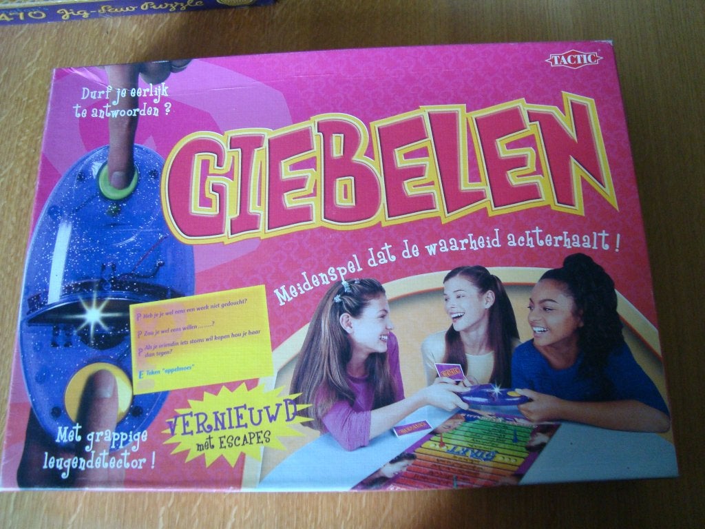 Giebelen, Ophalen of Verzenden, Zo goed als nieuw
