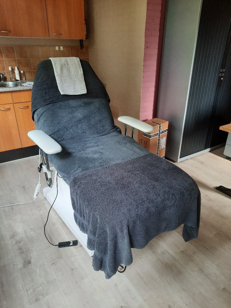 Behandelstoel pedicure, Ophalen, Gebruikt, Massagetafel