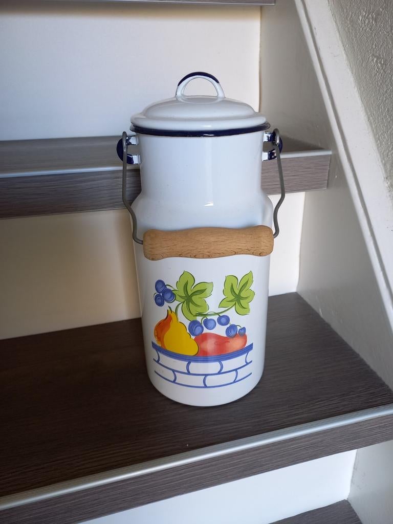 Melkbus met opdruk, Ophalen
