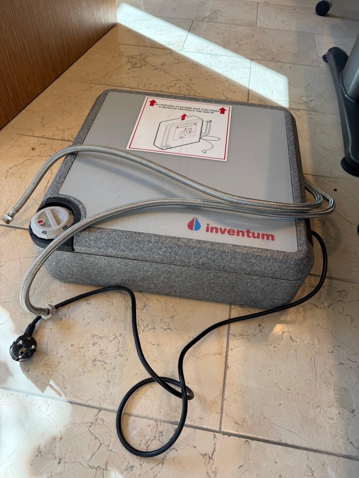 Titel: Inventum Modesto 10L plintboiler / keukenboiler 2000W, Ophalen, Gebruikt, Aardgas, Boiler