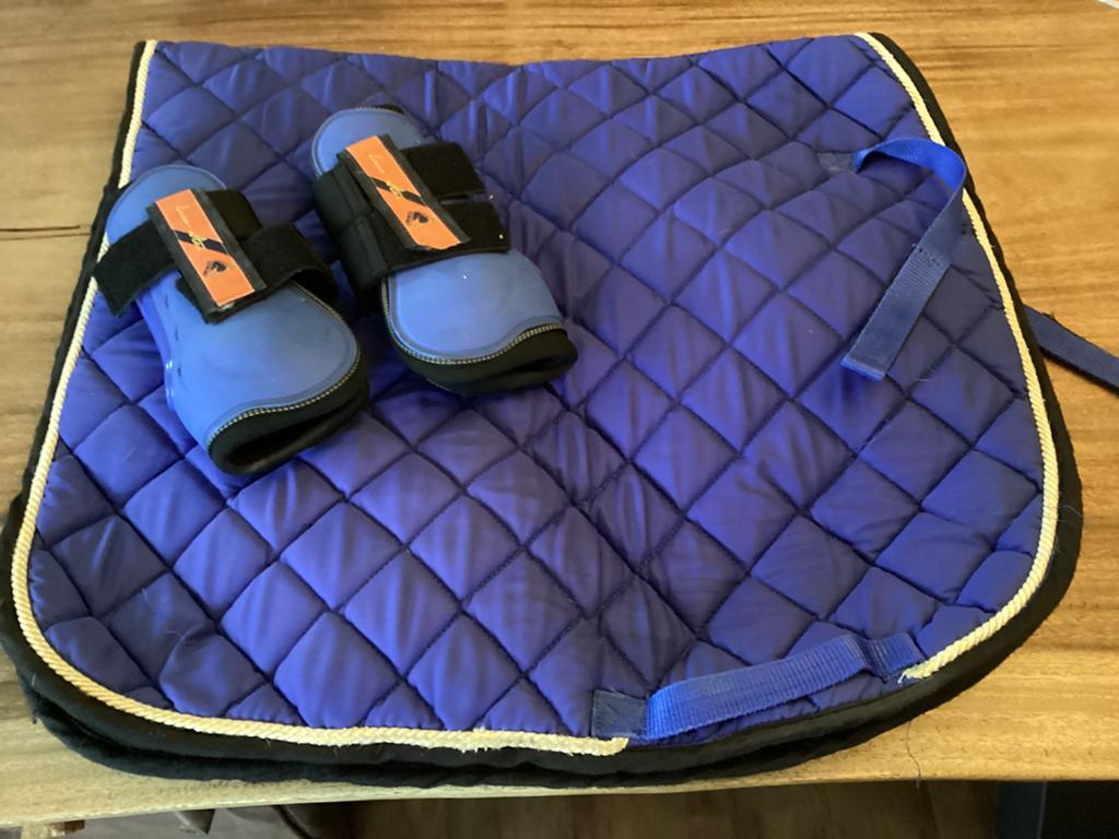 Dekje full. Met peesbeschermers full., Dieren en Toebehoren, Full (L), Dressuurdekje, Ophalen of Verzenden, Zo goed als nieuw