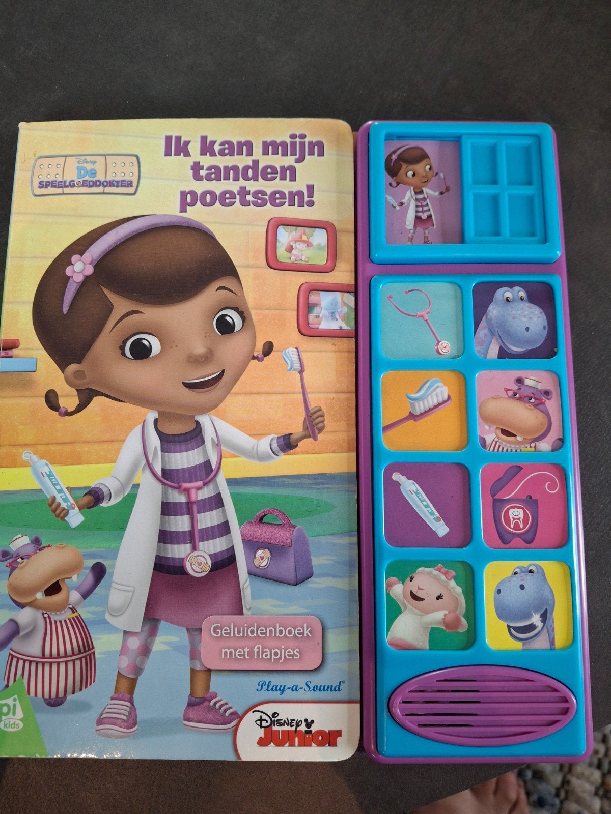 Disney Junior Speelgoeddokter Geluidenboek met flapjes, Ophalen, Zo goed als nieuw, Disney Junior, Non-fictie