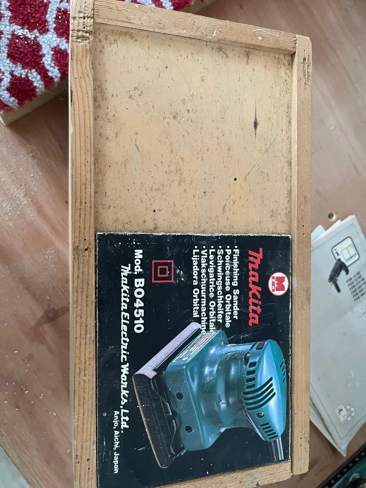 Makita Schuurmachine, Doe-het-zelf en Verbouw, Gereedschap | Schuurmachines, Ophalen, Minder dan 600 watt, Vlakschuurmachine