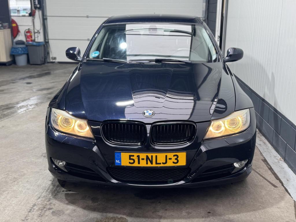BMW 3-serie 318i Business Line, Auto's, BMW, Euro 5, Blauw, Origineel Nederlands, Handgeschakeld