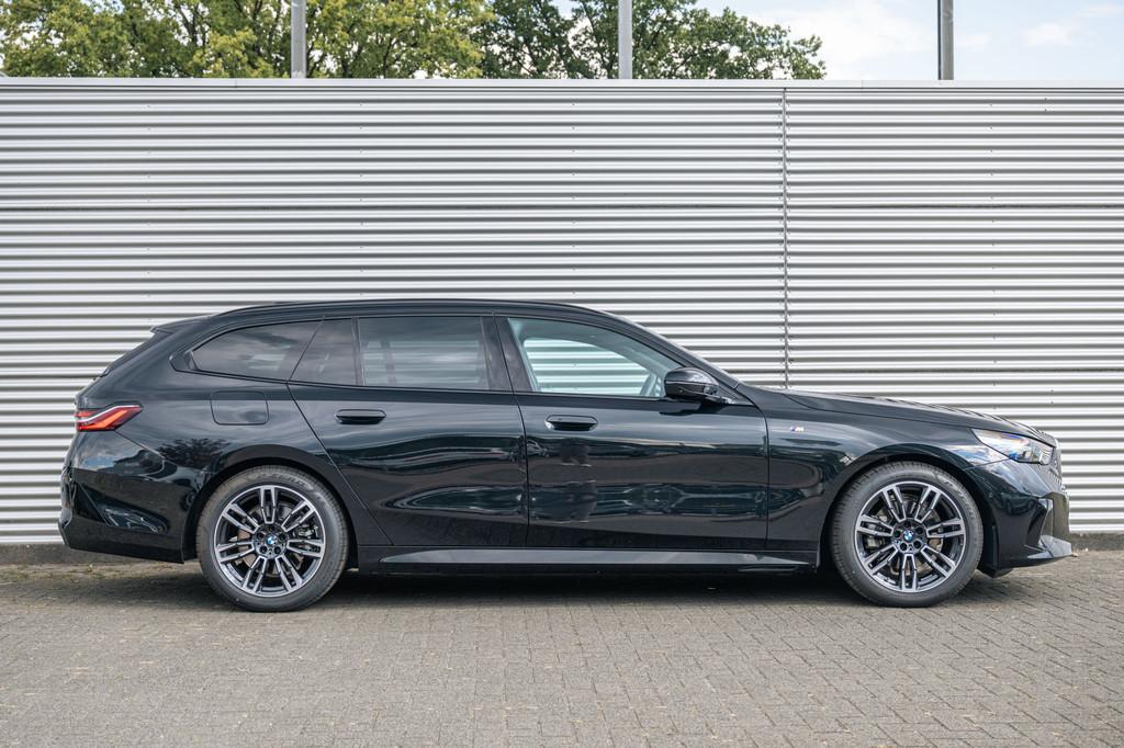BMW 5 Serie Touring 520d M Sport Automaat / Trekhaak / Stoel, Auto's, BMW, Automaat, Achterwielaandrijving, Euro 6, 4 cilinders