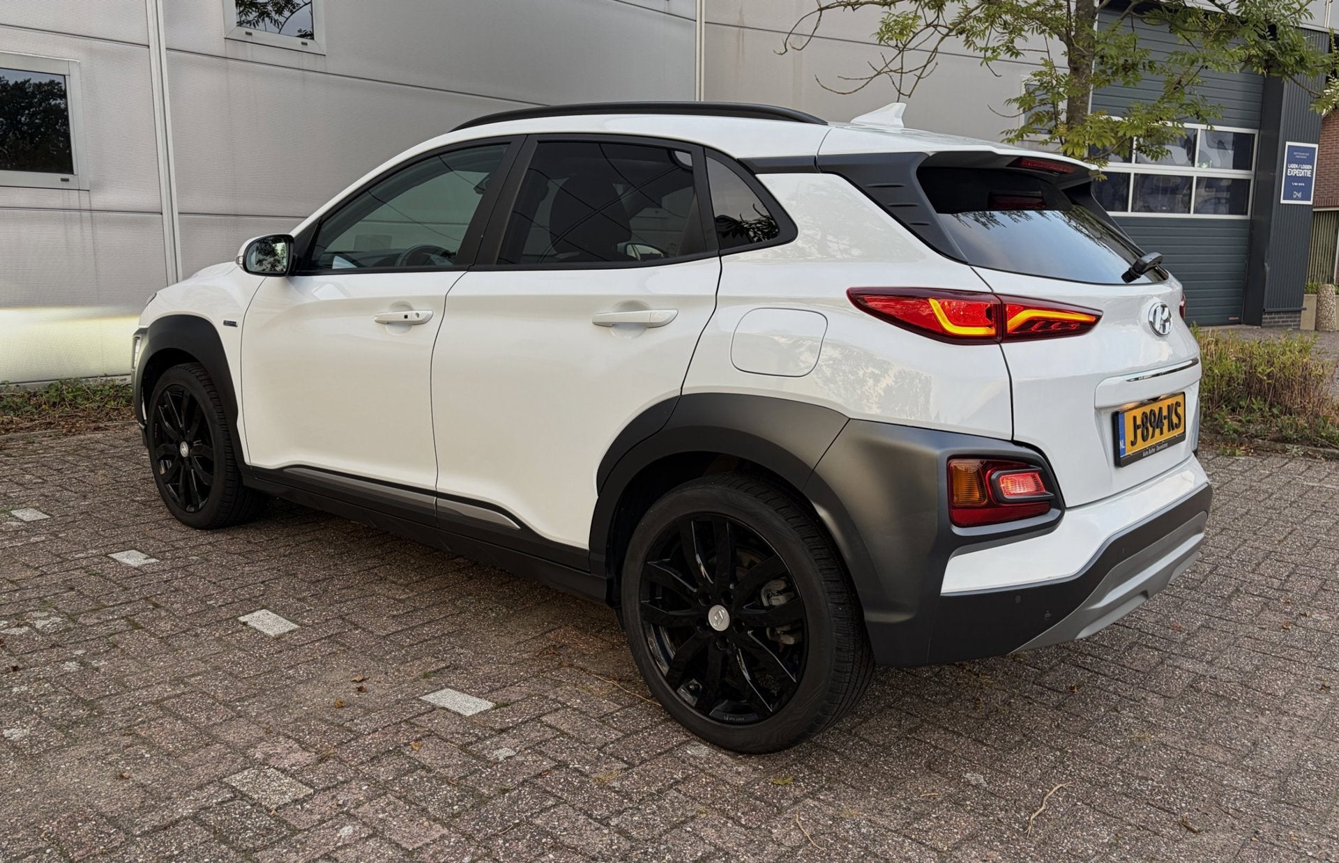 Foto 4 van Hyundai Kona 1.6 GDI HEV Premium