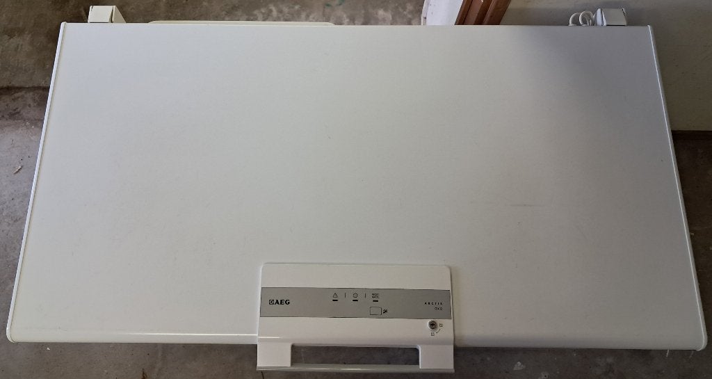AEG Arctis 2700HLWO vriezer 261L, vrieskist, goede staat, Witgoed en Apparatuur, Ophalen, Gebruikt