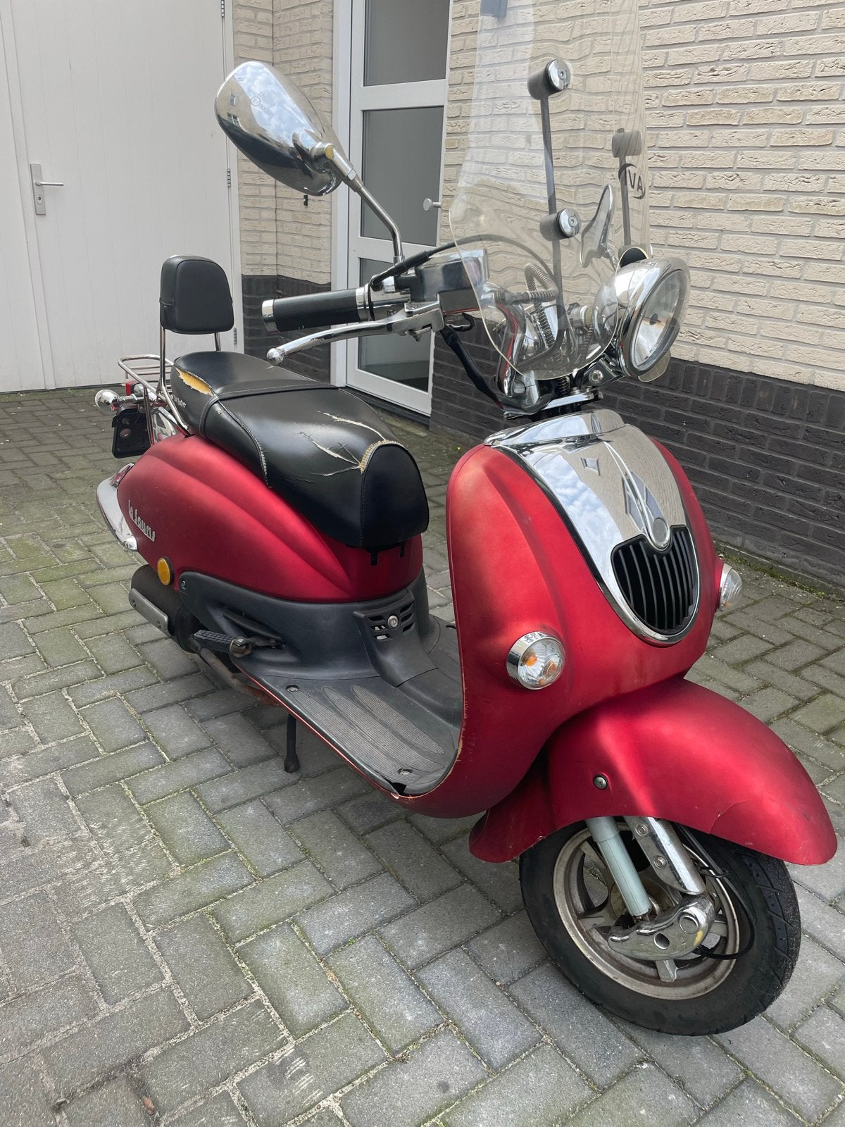 La Souris scooter, rood, met windscherm en rugsteun, Ophalen, Gebruikt, Benzine, Overige merken