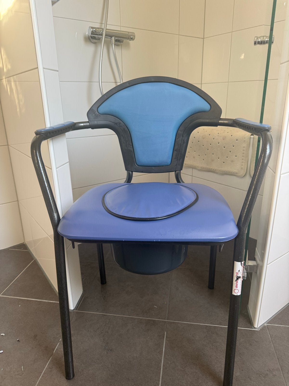 Toiletstoel i.z.g.s., Diversen, Ophalen, Zo goed als nieuw