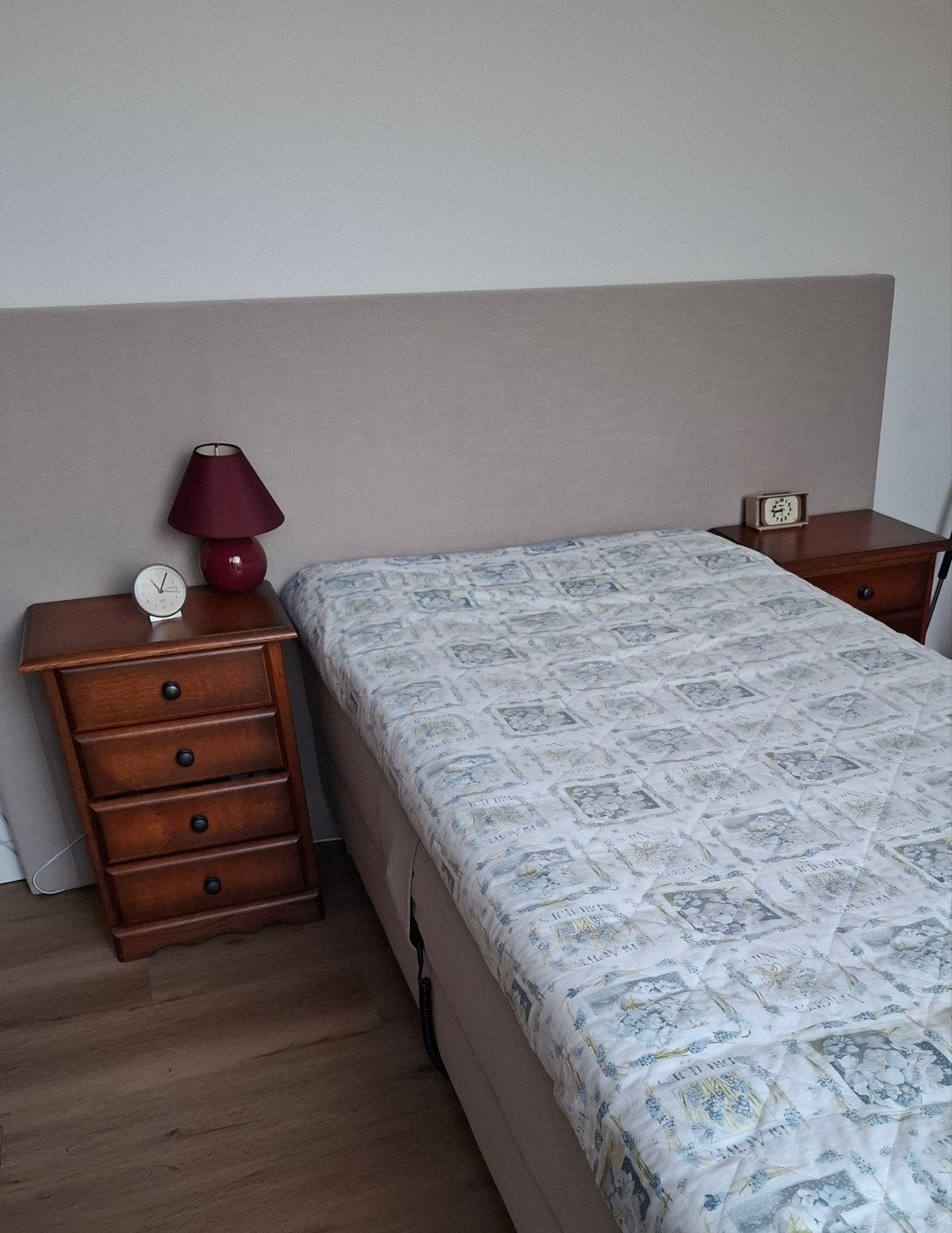 Eenpersoons boxspring met verstelbare lattenbodem, Ophalen, 90 cm, Eenpersoons, Beige