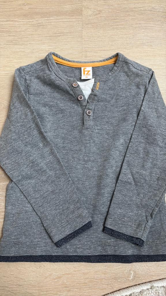 Frendz shirt maat 92, Kinderen en Baby's, Kinderkleding | Maat 92, Jongen of Meisje, Frendz, Ophalen of Verzenden, Zo goed als nieuw