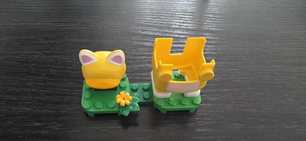 Lego Super Mario - Power Up pakket kat, Overige thema's, Lego, Ophalen of Verzenden, Zo goed als nieuw