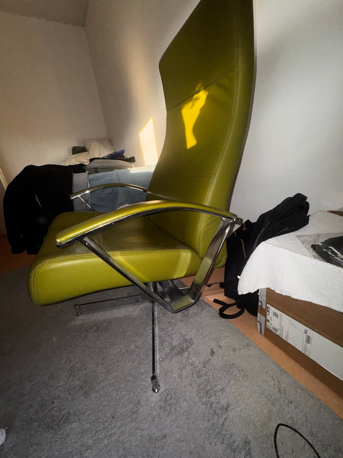 KWALITEIT! Leolux Bora Bella 3-zitsbank + 2 leren fauteuils, Huis en Inrichting, Banken | Bankstellen, Ophalen, Driepersoons, Zo goed als nieuw