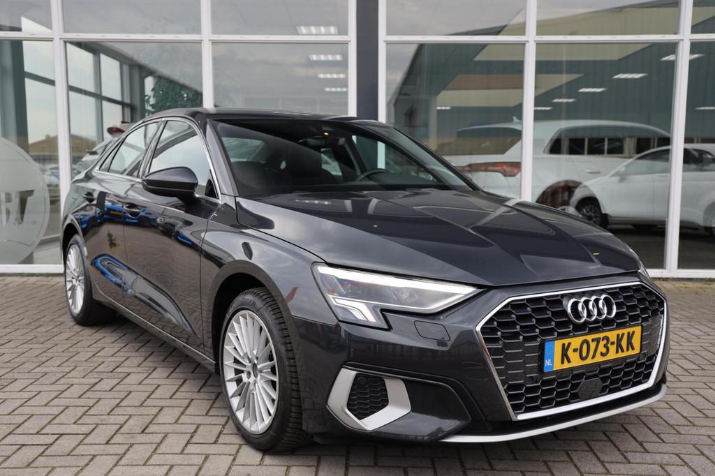 Audi A3 Limousine 30 TFSI Business edition|Automaat|Afn. Tre, Gebruikt, Origineel Nederlands, Bedrijf, 19 km/l