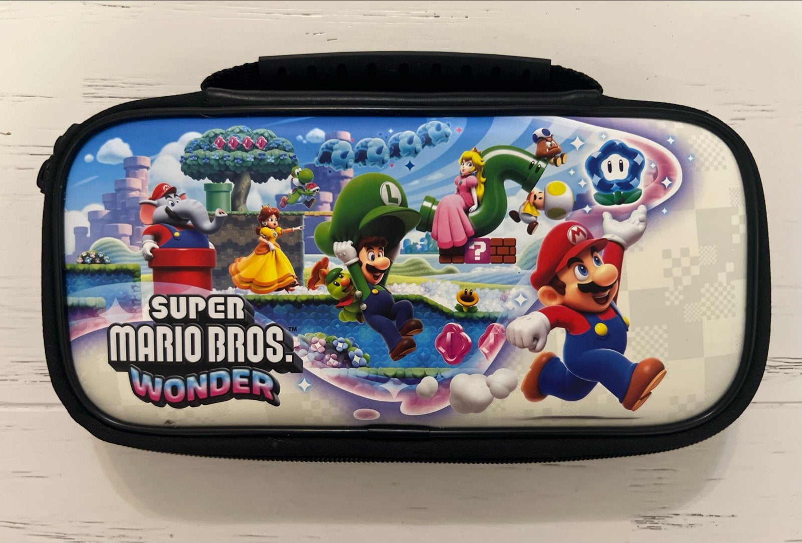 Nintendo Switch Mario Bros. Wonder opberghoes, Ophalen of Verzenden, Zo goed als nieuw, Met 1 controller, Switch Original