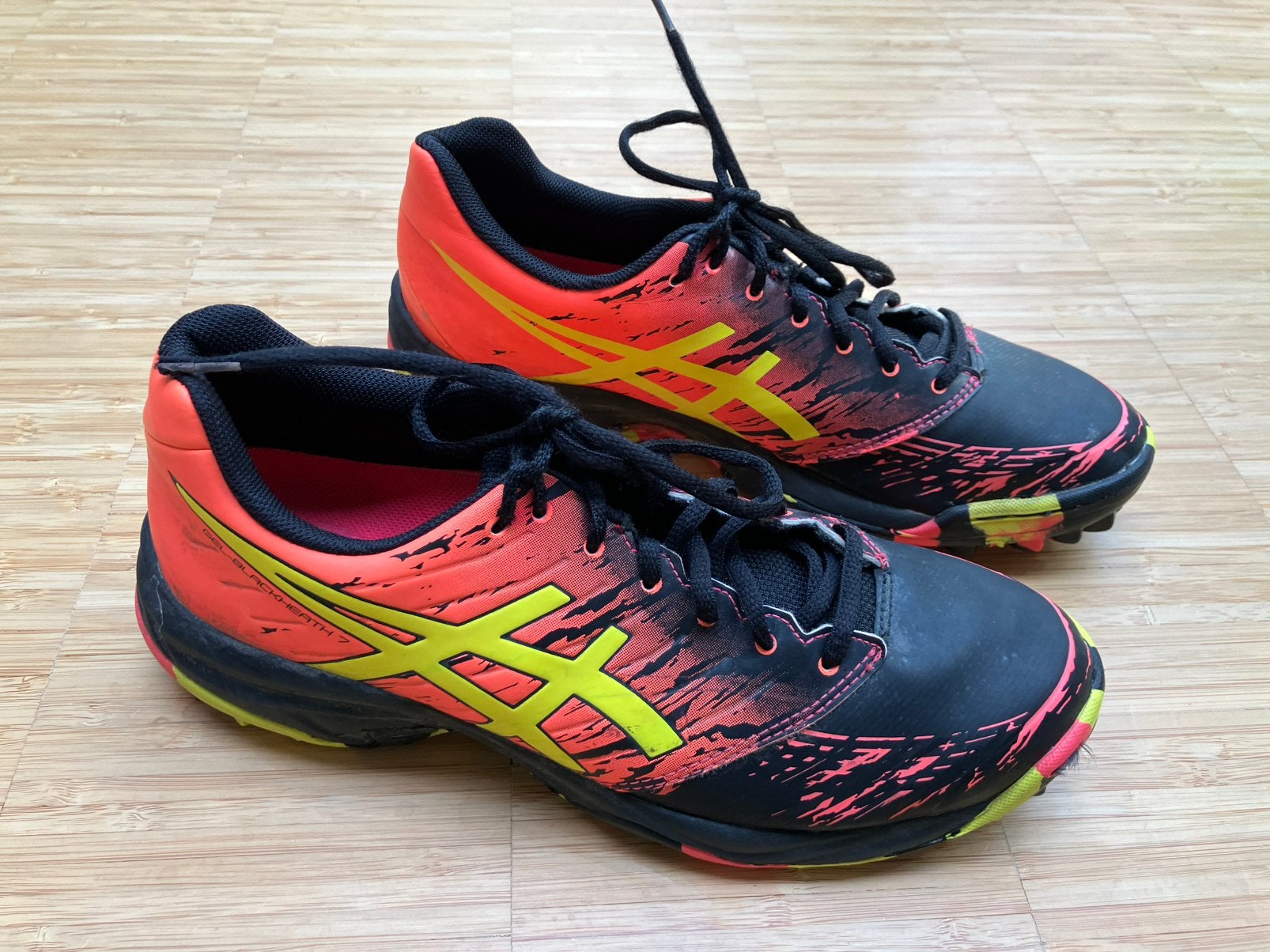 Asics hockeyschoenen maat 40,5, Ophalen of Verzenden, Gebruikt, Schoenen