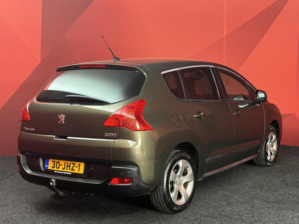 Peugeot 3008 1.6 VTi Première | Trekhaak | Panoramadak | cl, Auto's, Peugeot, Voorwielaandrijving, Stof, Gebruikt, Zwart
