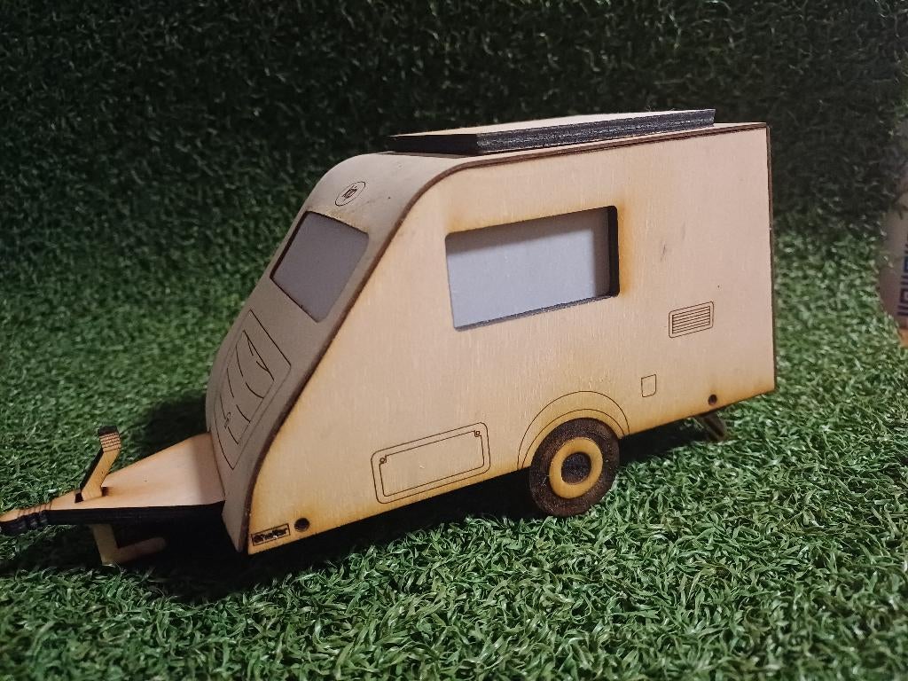 Kip Shelter houten model met verlichting, Overige merken, Verzenden, Nieuw, Groter dan 1:32
