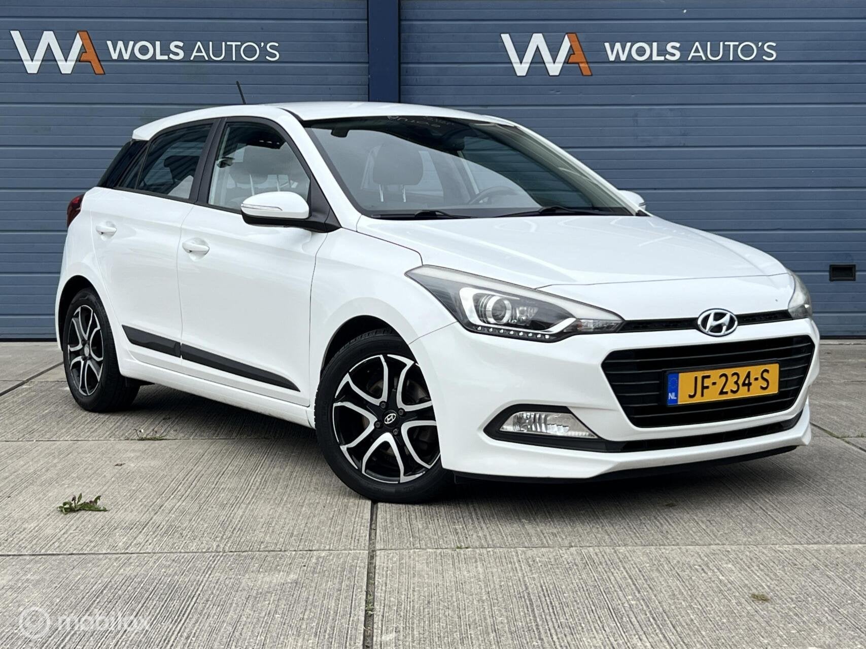 Hyundai i20 1.0 T-GDI Comfort / CRUISE / NAVI / CAMERA!, Auto's, Voorwielaandrijving, Euro 6, Origineel Nederlands, Bedrijf