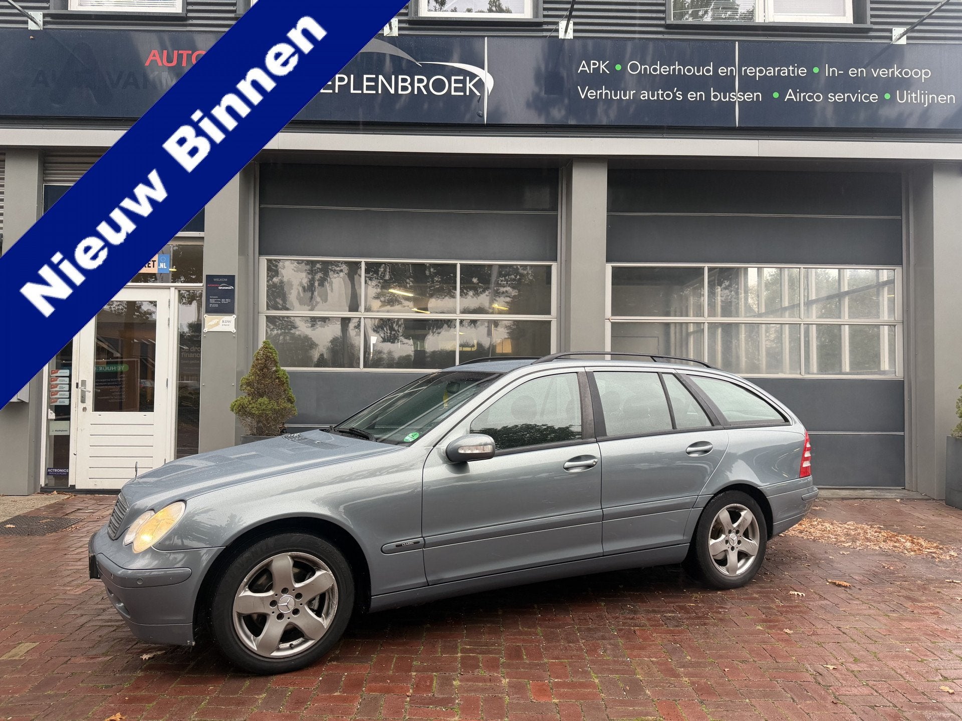 Mercedes-Benz C-Klasse Combi 180 K. Classic Automaat,Trekhaa, Automaat, Dealer onderhouden, Zwart, 1796 cc