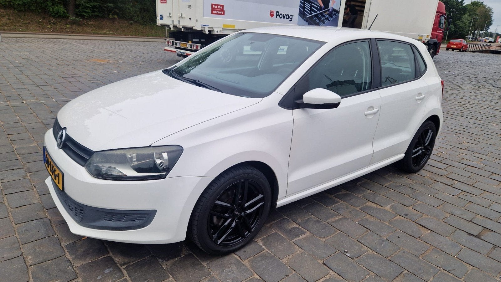 Volkswagen Polo 1.2 TSI 77KW 2010 Wit, Auto's, Voorwielaandrijving, 40 €/maand, Wit, 1200 kg